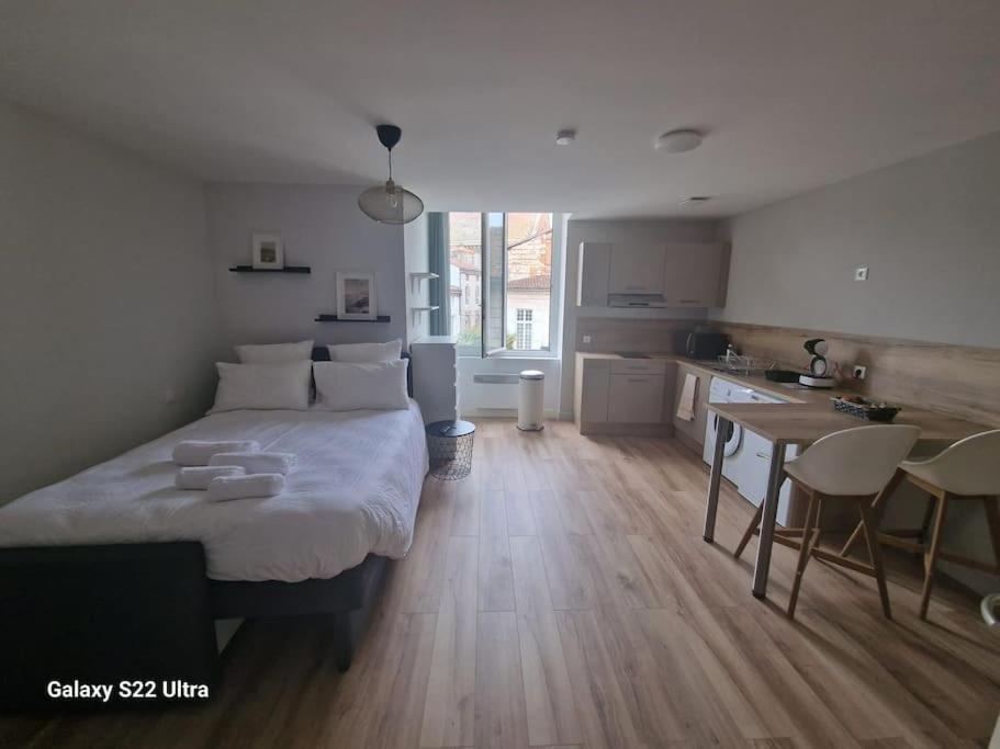 Welcomeagen*Suite Antonin*Wifi Fibre*Calme Esterno foto